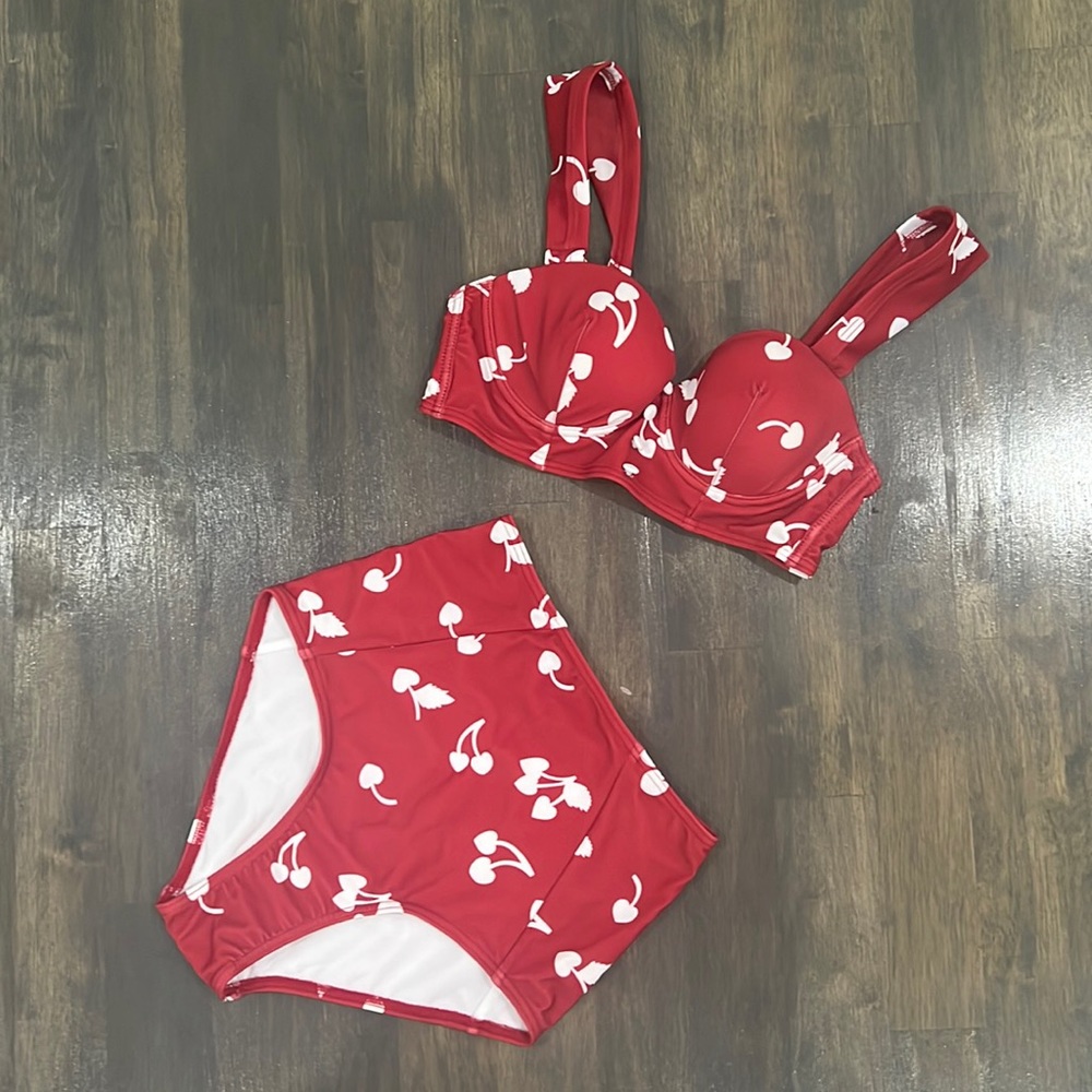 MODCLOTH 🍒 BIKINI SET